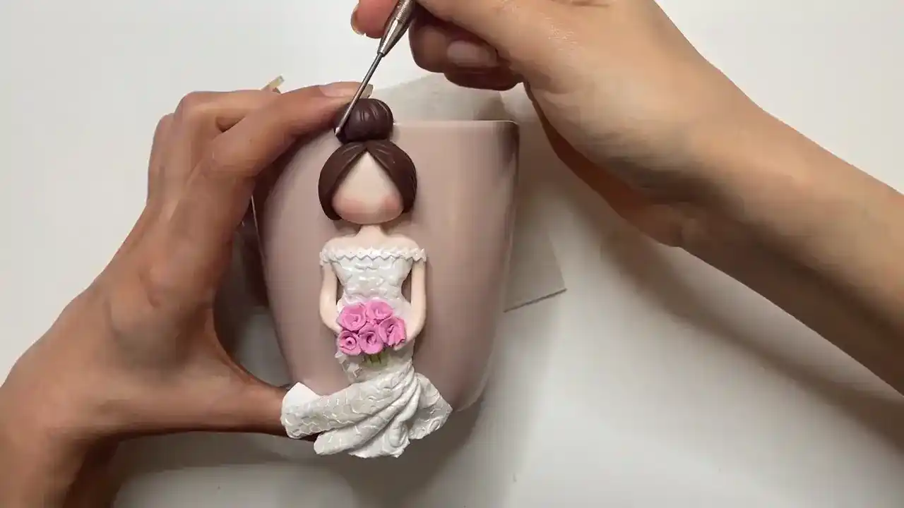 مرحله ساخت ماگ عروس مرحله موی عروسک