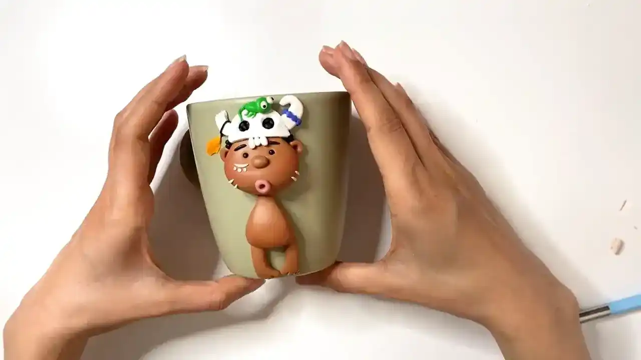 آموزش ساخت پسر قبیله مرحله ساخت دو تا خط برای صورت عروسک
