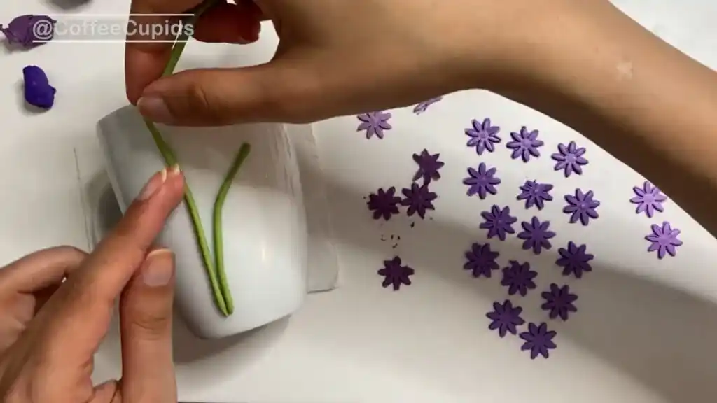 آموزش ساخت گل اسطوخودوس مرحله ساخت  ساقه گل 